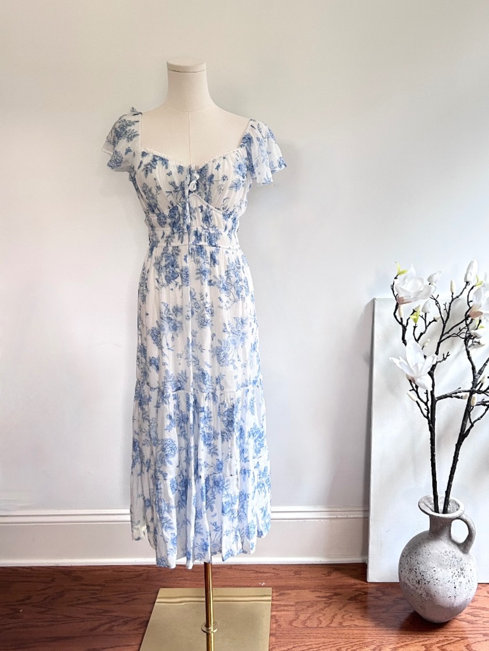 Altard State Blue White Floral Maxi Dress XS Milkmaid Cottagecore Smocked Fairy